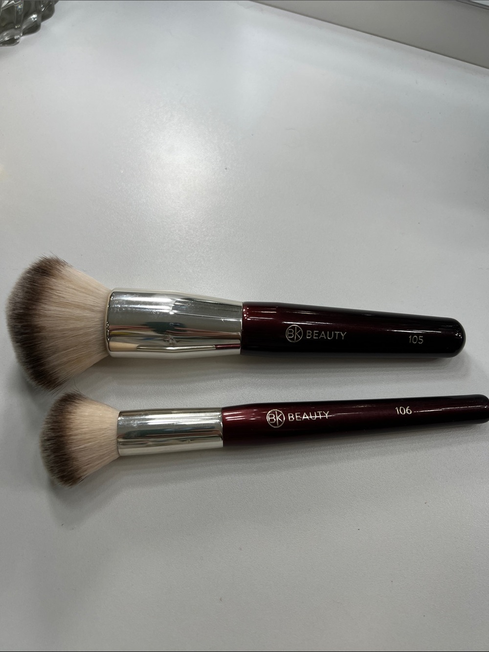 BK Beauty Face Brush Set in Deep Burgundy (105 & 106) EUC